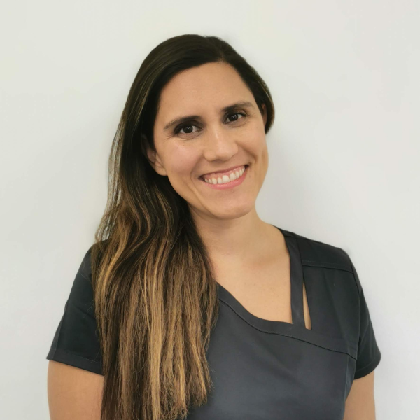 Dr Vanessa Caldeira, associate dentst